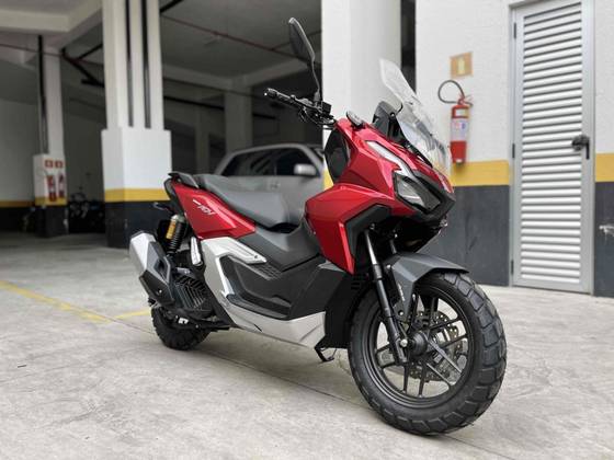 HONDA ADV 